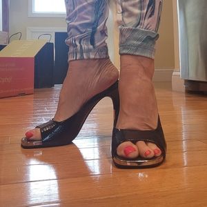 DKNY Shoes Like New!